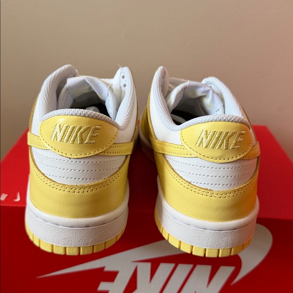 Nike Dunk Low Soft Yellow FB9109-126 Size 7Y - Picture 4 of 6